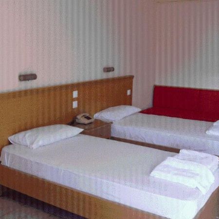 Hotel Aphroditi Agia Paraskevi  Buitenkant foto